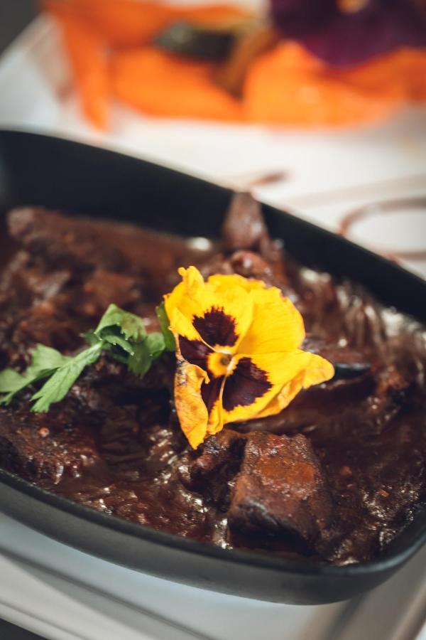 Logis Hotel Restaurant & Pizzeria Vuillot Cuiseaux Ngoại thất bức ảnh
