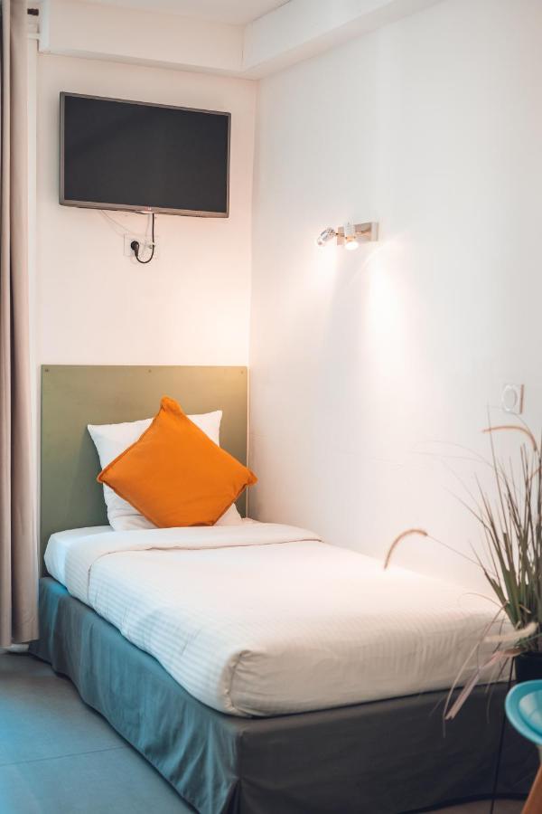 Logis Hotel Restaurant & Pizzeria Vuillot Cuiseaux Ngoại thất bức ảnh